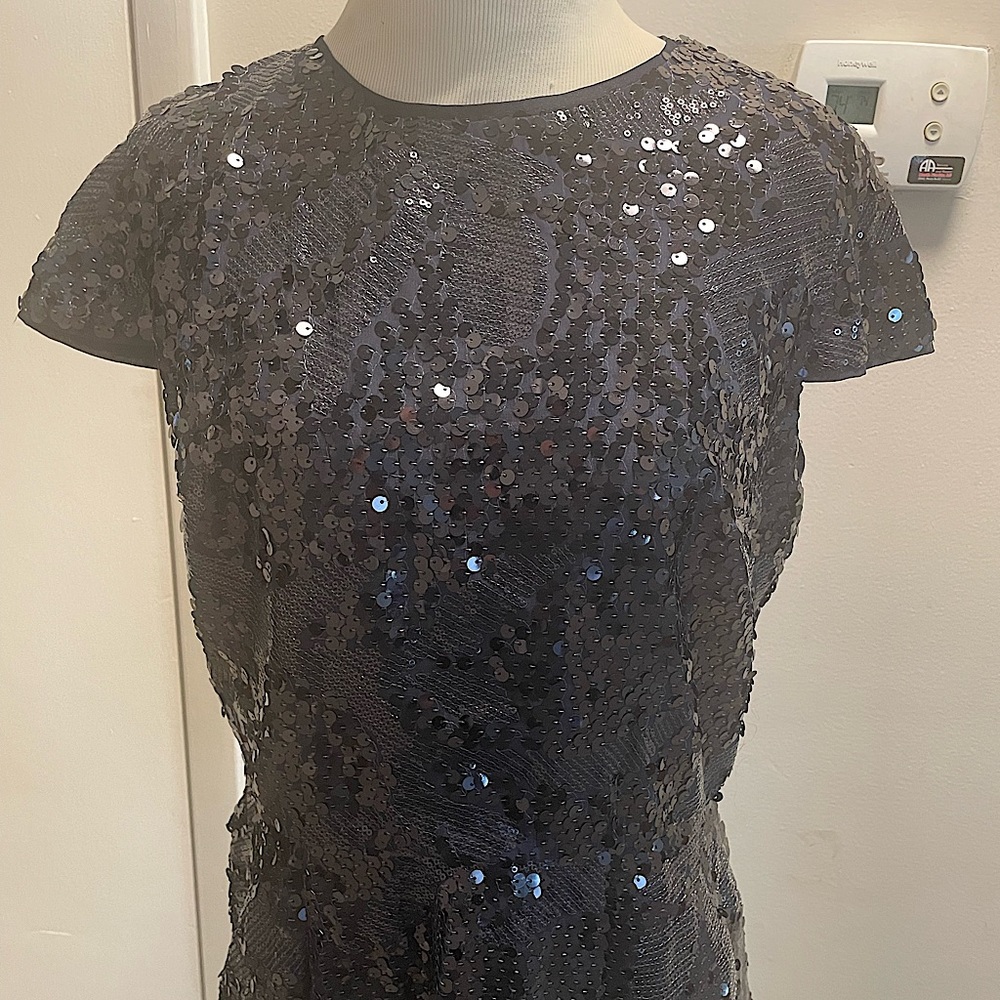 Elie Tahari sequin peplum top size medium